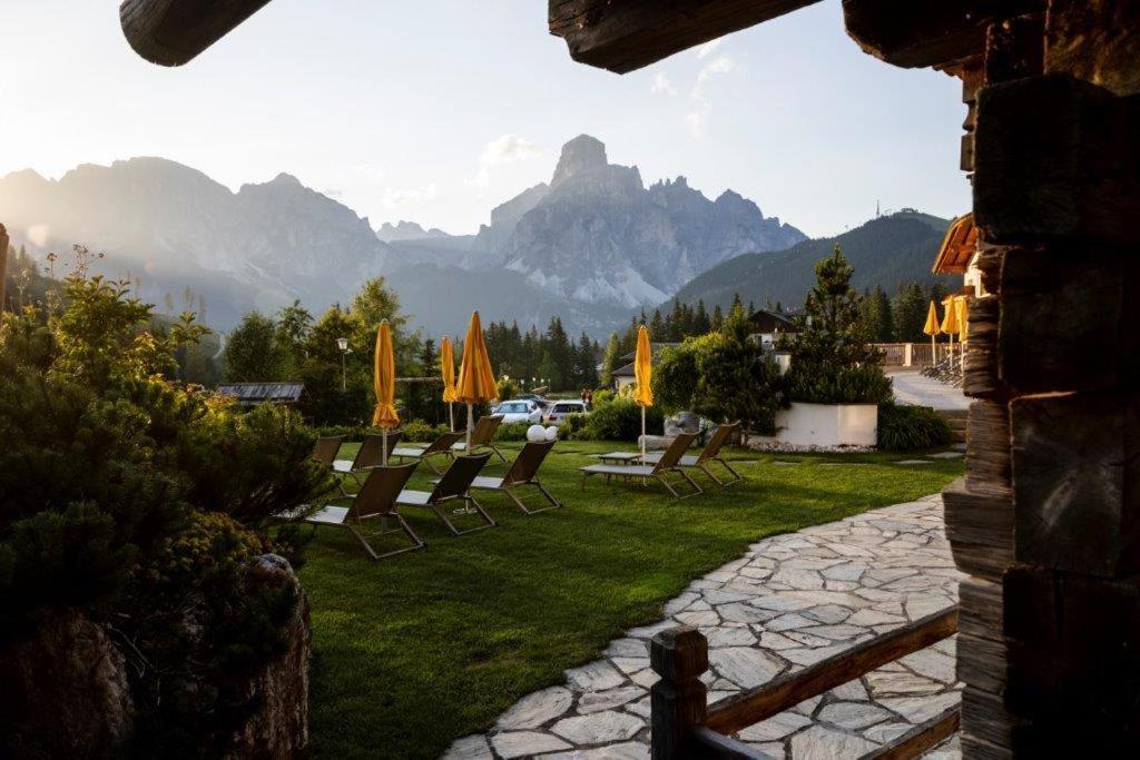 Hotel Costes Корвара ин Бадия Екстериор снимка